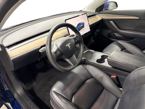 Certified 2023 Tesla Model 3 Standard Range RWD image 9