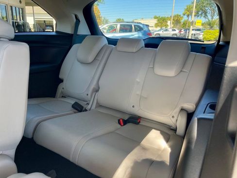 Used 2025 Honda Odyssey EX-L image 13
