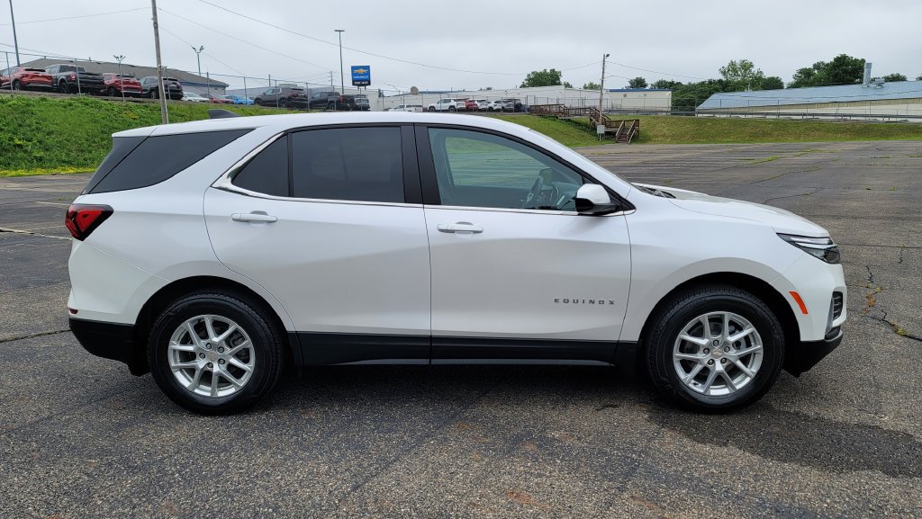 Used 2022 Chevrolet Equinox LT AWD/4WD image 14