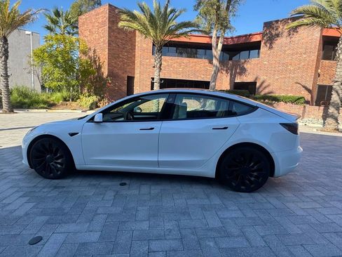 Used 2021 Tesla Model 3 Performance image 5