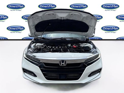Used 2018 Honda Accord Touring image 35
