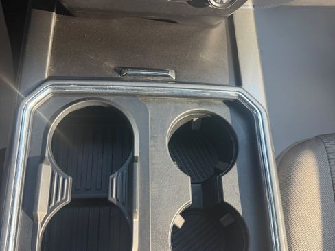 Used 2022 Ford F350 XLT w/ XLT Premium Package image 16