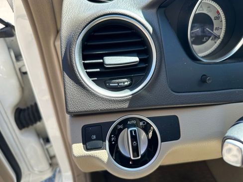 Used 2014 Mercedes-Benz C 250 C 250 image 24