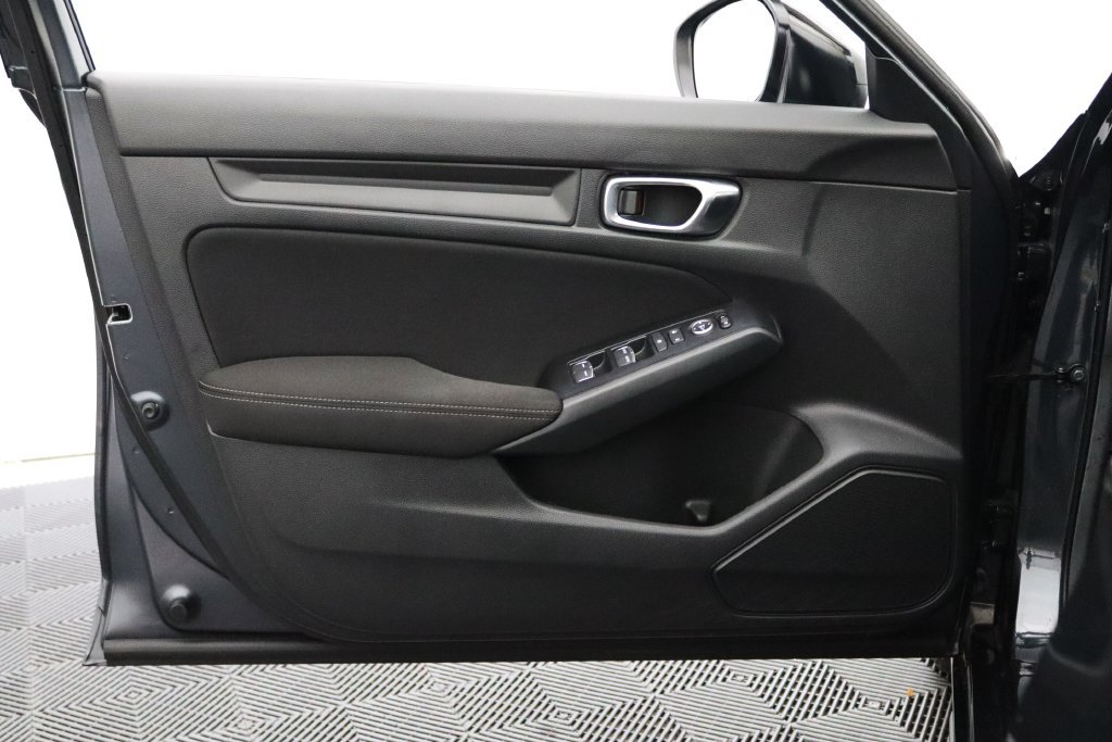 Used 2025 Honda Civic Sport image 11