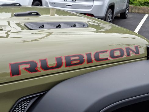 New 2025 Jeep Wrangler Unlimited Rubicon image 15