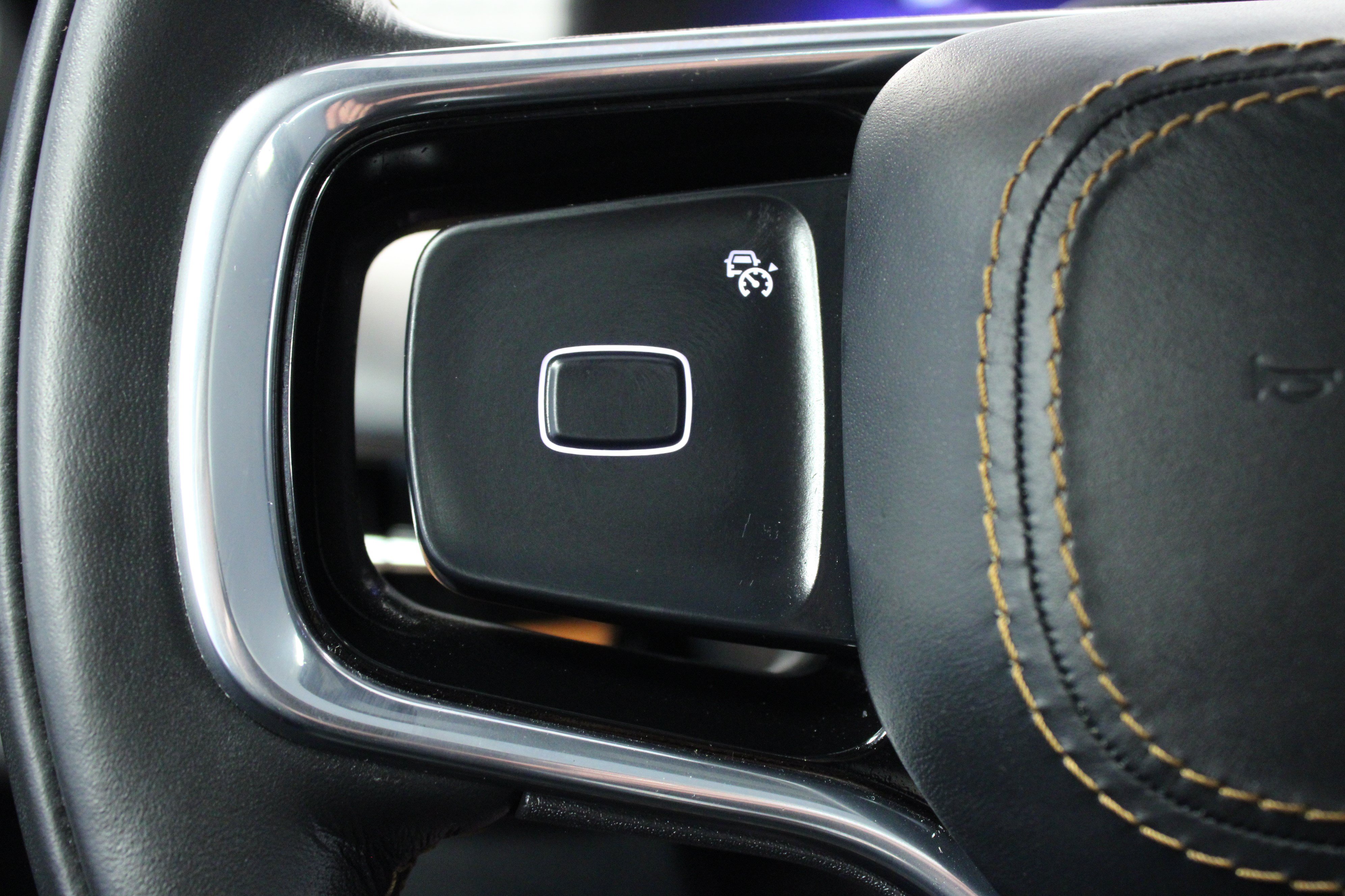 Used 2025 Lincoln Navigator Black Label AWD/4WD image 22