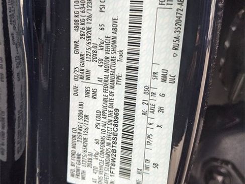 New 2025 Ford F250 Lariat w/ Lariat Ultimate Package image 42