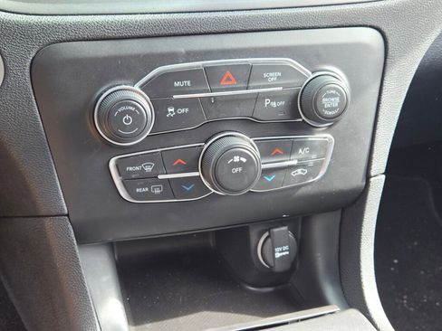 Used 2023 Dodge Charger Police w/ Convenience Group I image 22