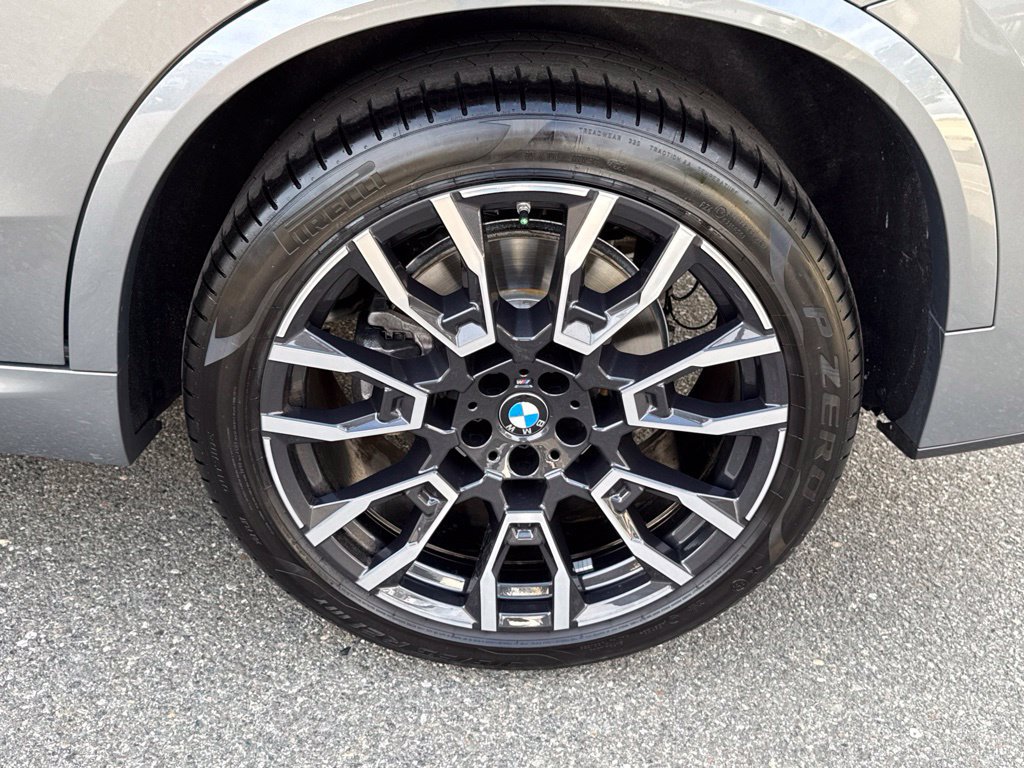 Used 2026 BMW X5 sDrive40i w/ M Sport Package RWD image 14