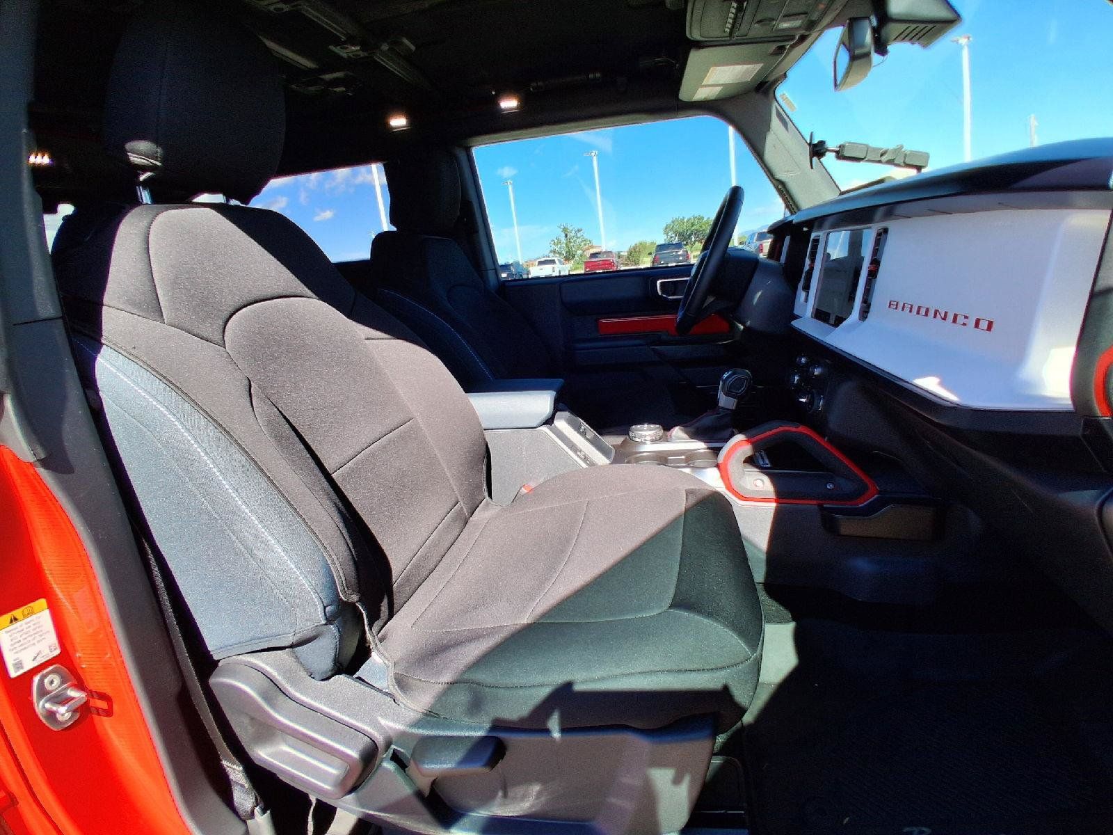 Used 2024 Ford Bronco Heritage Edition AWD/4WD image 18