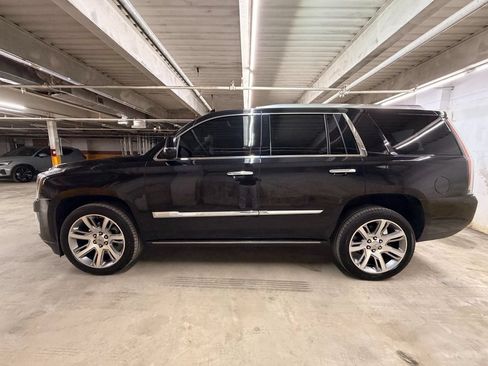 Used 2015 Cadillac Escalade Premium AWD/4WD image 8