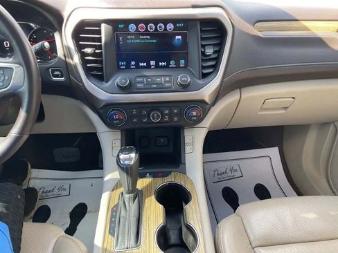 Used 2017 GMC Acadia Denali w/ Technology Package AWD/4WD image 34