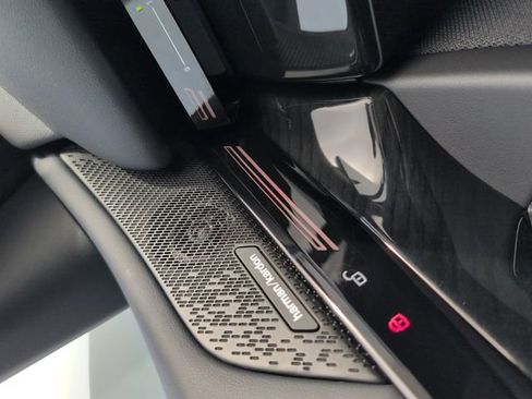 New 2026 BMW 530i xDrive 530i xDrive w/ M Sport Package image 29