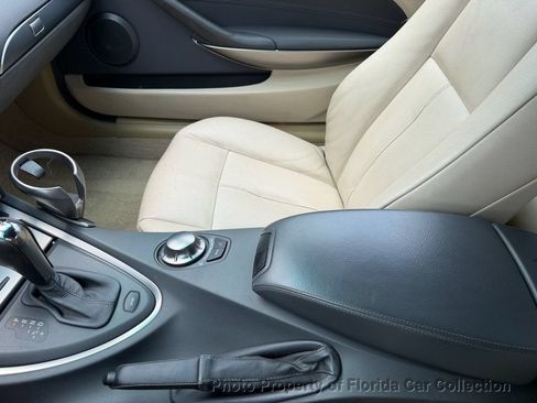 Used 2005 BMW 645Ci Convertible RWD image 47
