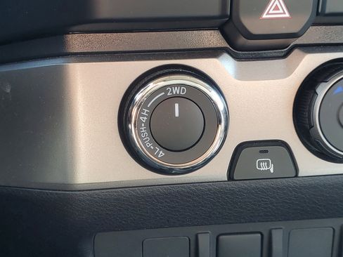 Used 2023 Toyota Tacoma SR5 image 28