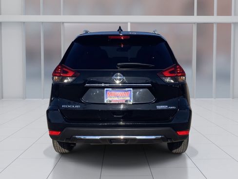 Used 2019 Nissan Rogue S w/ Special Edition Package image 5