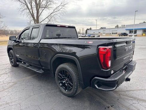 Used 2021 GMC Sierra 1500 Elevation w/ LPO, Elevation Black Package image 3