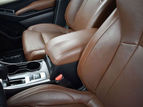 Used 2022 Subaru Ascent Touring w/ Popular Package #2A image 15