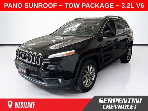 Used 2017 Jeep Cherokee Limited w/ Trailer Tow Group AWD/4WD image 1