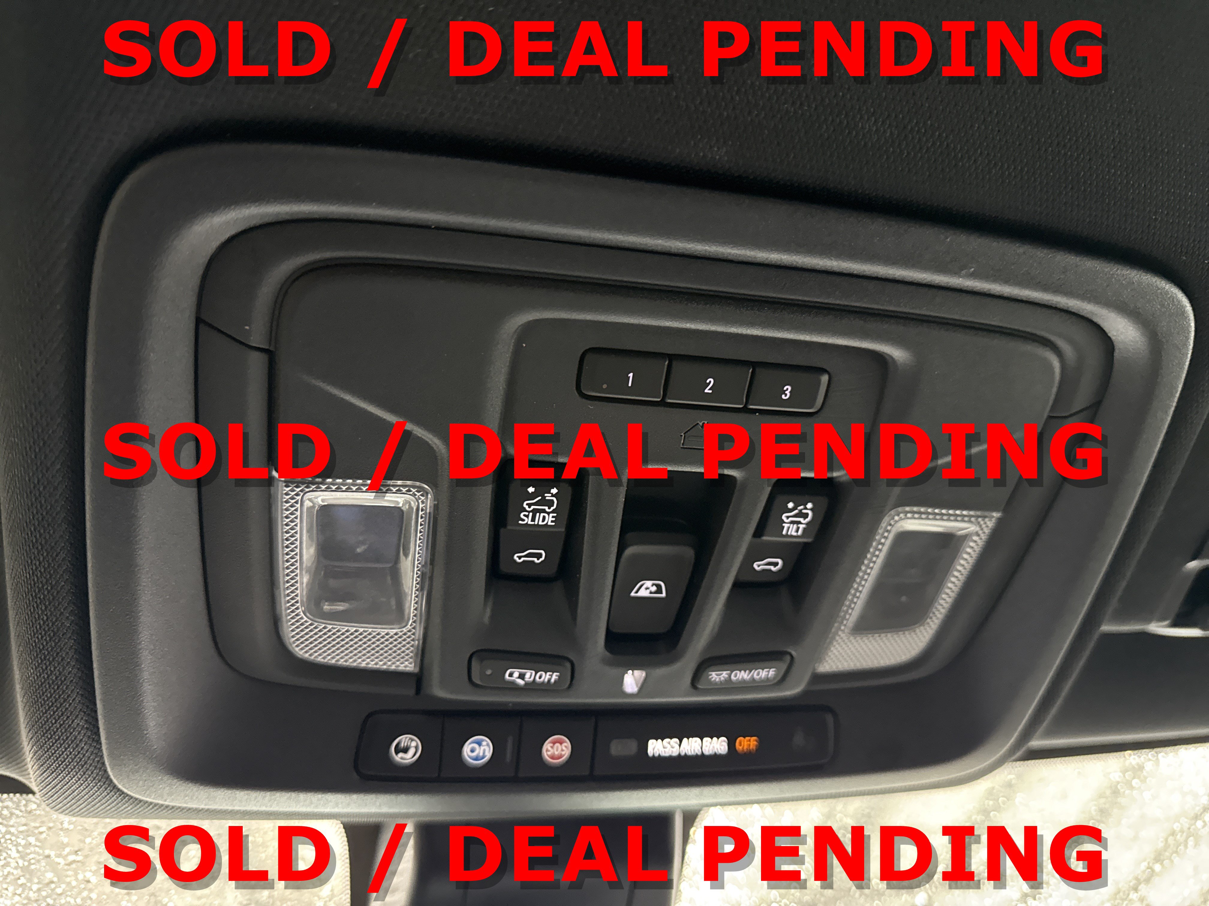 Used 2022 GMC Sierra 2500 AT4 w/ AT4 Premium Plus Package AWD/4WD image 12