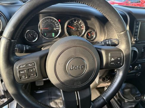 Used 2016 Jeep Wrangler Unlimited Sport w/ Power Convenience Group image 18