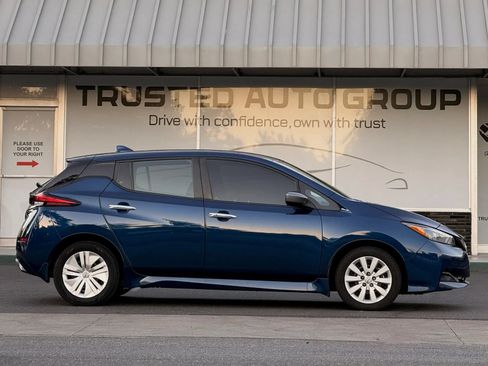 Used 2023 Nissan Leaf S FWD image 5