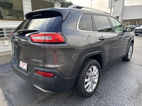 Used 2015 Jeep Cherokee Limited AWD/4WD image 7