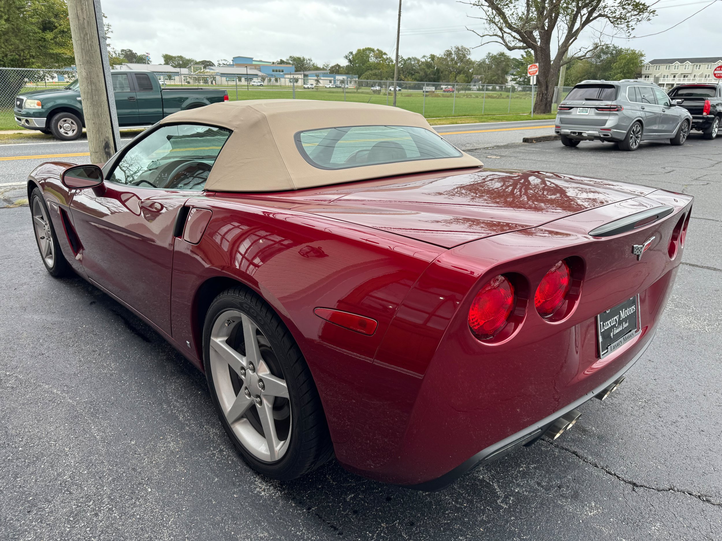 Used 2006 Chevrolet Corvette Convertible w/ Preferred Equipment Group RWD image 4