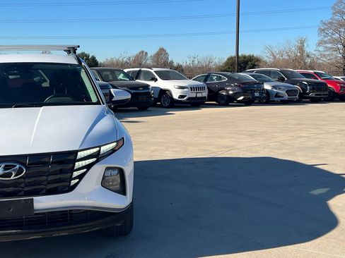 Certified 2024 Hyundai Tucson SEL image 3