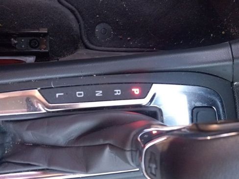 Used 2022 Chevrolet Equinox LT image 36