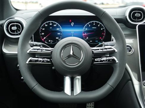 Used 2026 Mercedes-Benz GLC 300 4MATIC image 22