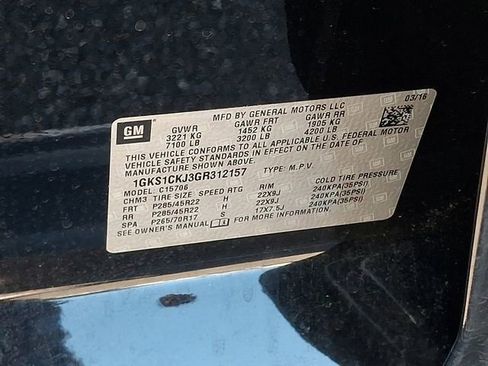 Used 2016 GMC Yukon Denali w/ Open Road Package RWD image 24