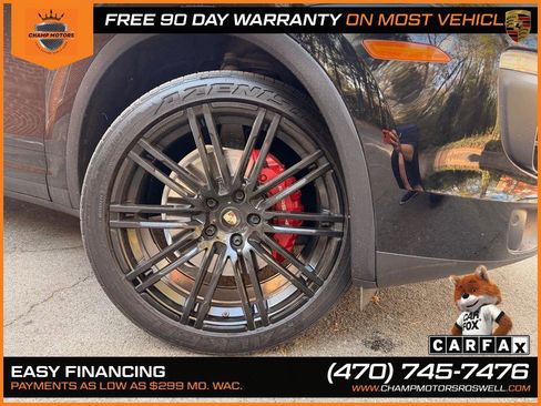 Used 2017 Porsche Cayenne S w/ Premium Plus Package image 8