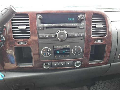 Used 2009 GMC Sierra 1500 SLE w/ Power Pack Plus RWD image 8