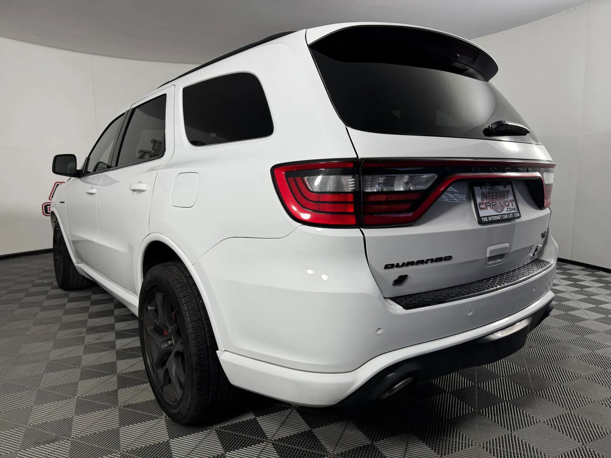 Used 2024 Dodge Durango R/T w/ Tow 'N Go Package AWD/4WD image 28