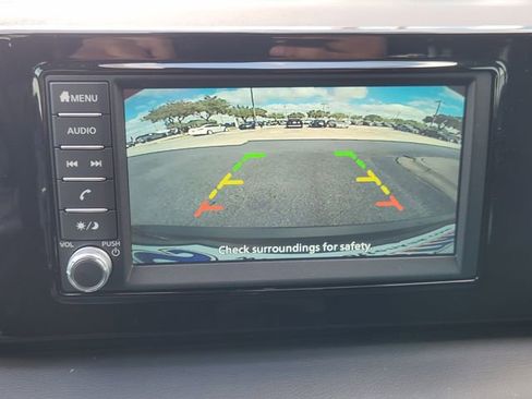 Certified 2025 Nissan Kicks S image 15