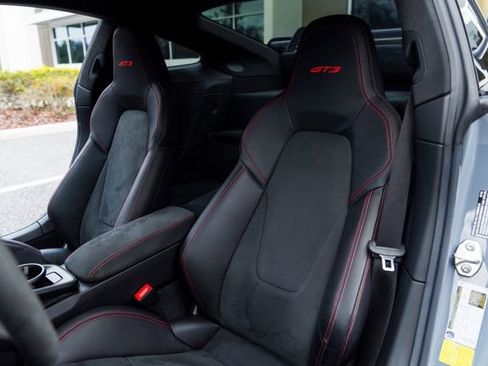 Used 2024 Porsche 911 GT3 image 29
