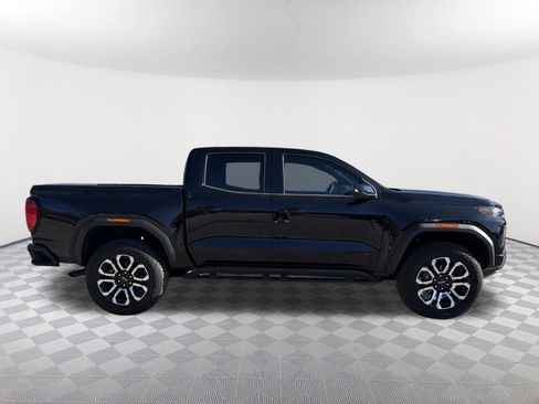 New 2025 GMC Canyon AT4 w/ Nightfall Edition image 5