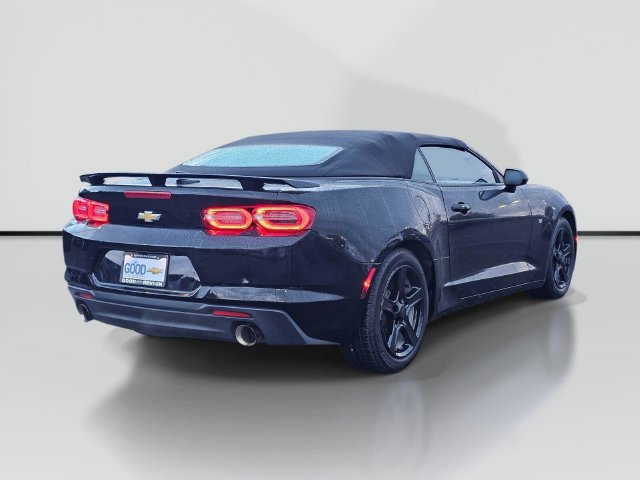 Used 2019 Chevrolet Camaro LT RWD image 5