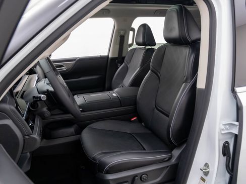 New 2027 INFINITI QX80 Luxe w/ Cargo Package AWD/4WD image 15