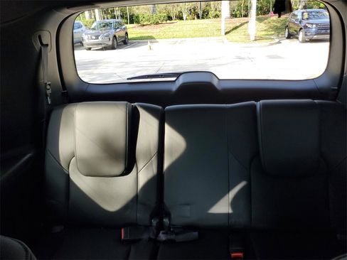 Certified 2023 Nissan Armada SL w/ Midnight Edition Package image 10