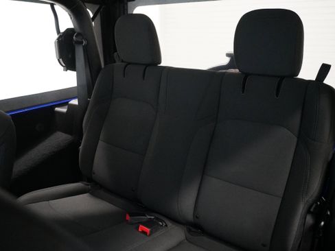 Used 2018 Jeep Wrangler Sport S image 14