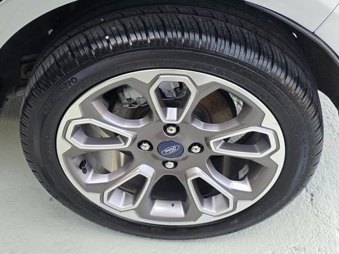 Used 2020 Ford EcoSport Titanium FWD image 32