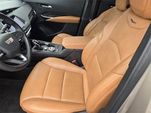 Used 2023 Cadillac XT4 Sport image 19
