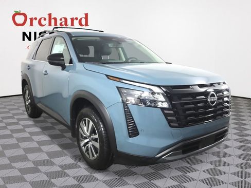 New 2026 Nissan Pathfinder SL AWD/4WD image 6