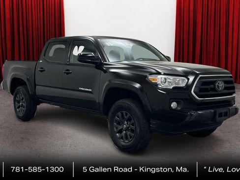 Certified 2023 Toyota Tacoma SR5 AWD/4WD image 3