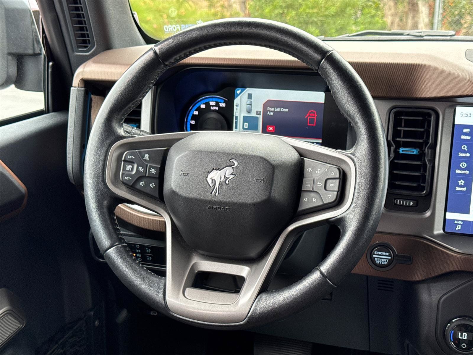 Used 2023 Ford Bronco Outer Banks AWD/4WD image 24