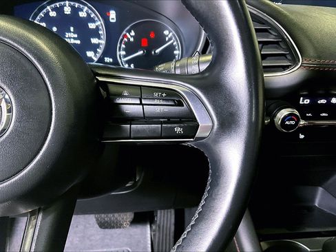 Used 2024 MAZDA MAZDA3 s image 12