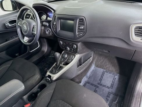 Used 2019 Jeep Compass Sport w/ Tech Group AWD/4WD image 29