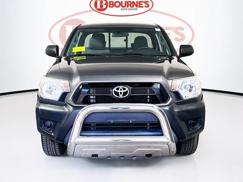 Used 2015 Toyota Tacoma 2WD Access Cab w/ Convenience Package image 2